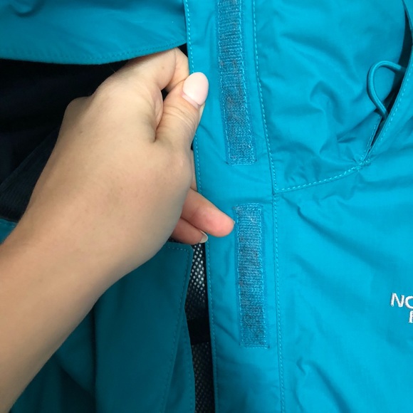 Turquoise North Face Hyvent raincoat - Picture 3 of 6